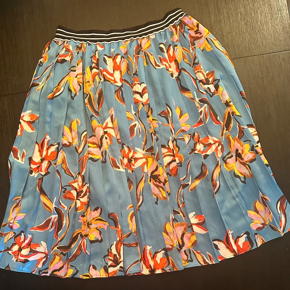 Halogen Blue Floral Pleated Midi Skirt
